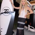 Rachel Zoe Instagram - Another night to remember with @chanelofficial filled with great friends and the beautiful talented DJ @isabellamassenet ..please count me in for the #CHANELontour I will happily roll in the @chanelofficial 🚐 van and ride the surf board for life 🖤 🤍🖤🤍 Wearing vintage Chanel Dress @whatgoesaroundnyc and my personal vintage Chanel jewels