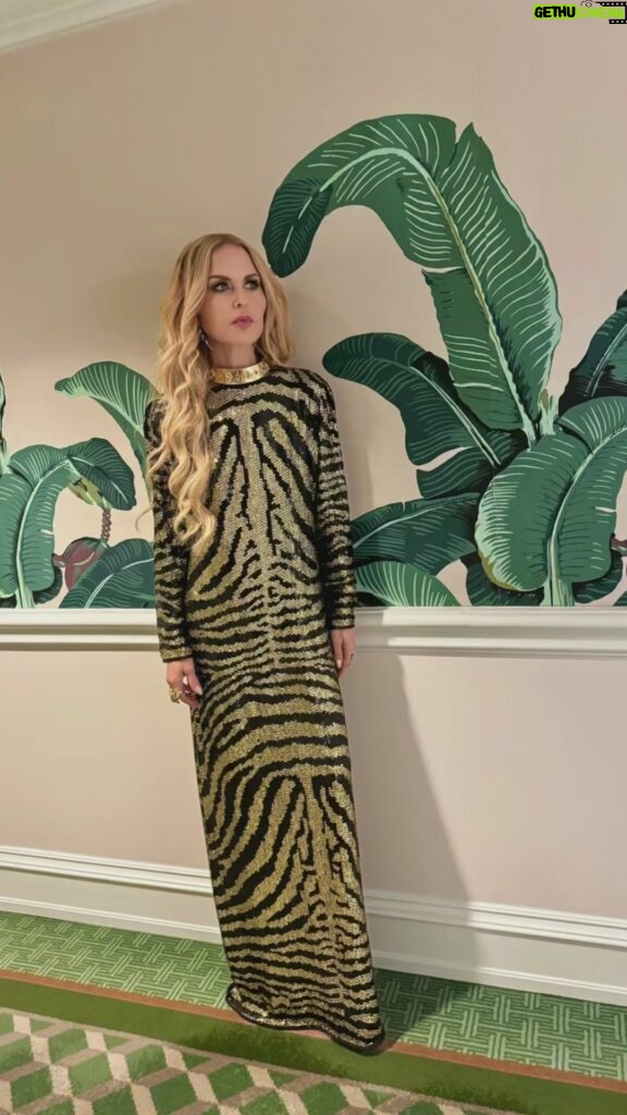 Rachel Zoe Instagram - Pulled out a favorite vintage #Halston from the archive for the best Oscar night always @guyoseary @madonna @gucci and forgot to post… life is so crazy and fast right now I’m just trying to catch up 🤪 but always reminded to be grateful for it all. 🙏🏻 🐅✨ 💎 @brionyraymondnewyork