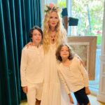 Rachel Zoe Instagram - I am very late to post because I was wanting to take in all the love and gratitude ❤️ that surrounded me and filled my heart today. Mother's Day is my favorite day of the year and I believe that is because being a Mommy is my favorite role of my life. I have over-loved my boys since the day they were born and will continue as long as they allow me to. This year was even more special because my Mom and Dad were here to share the day with us 🙏🏻 . I know that today is very painful for so many that are grieving loss or trying desperately to become a mother and I want to send my love to you all. Try to be grateful everyday for the wins big or small and remember what is most important during the challenges. Happiest Mother's Day 💕🌸Note: the roses shown in last images are the same rose garden the boys surprised me with on Mothers Day 2019 🌹 🥀 🥹