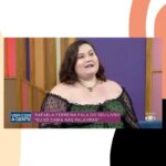 Rafaela Ferreira Instagram - Aproveitando o #tbt de hoje pra compartilhar algumas matérias e entrevistas que saíram nos últimos dias! 😍 Rio, você foi MARAVILHOSO!!! Nosso lançamento de EU SÓ CABIA NAS PALAVRAS em terras cariocas, deixou o coração quentinho. ❤️ Já garantiu o seu? Vai lá! O link tá na bio! Assessoria: @julycaldas Agência: @montenegrotalentsoficial