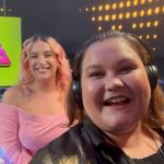 Rafaela Ferreira Instagram - Esse ano, sem dúvidas, foi muito melhor porque existiu o Azamigas na minha vida! ✨ Que oportunidade incrível apresentar esse podcast ao lado da maravilhosa @bryannanasck na @tvzyn canal digital do @sbt Entrevistei tanta gente legal, aprendi tanto, me diverti, me reinventei e sou só gratidão. Agradeço à família SBT, que sempre me apoia e recebe tão bem. Agradeço à equipe que fez esse programa ser inesquecível, impecável e inexplicável!!! 🙌🏼 Hoje a gente se despede com o coração quentinho de dever cumprido. E cheios de fé num 2024 sensacional, repleto de novidades. 🍀 Obrigada também a vocês que nos acompanham e estão sempre disponíveis: nossos ZYNNERS!!!❤️ Vocês são demais e sem vocês nada faria sentido.✨