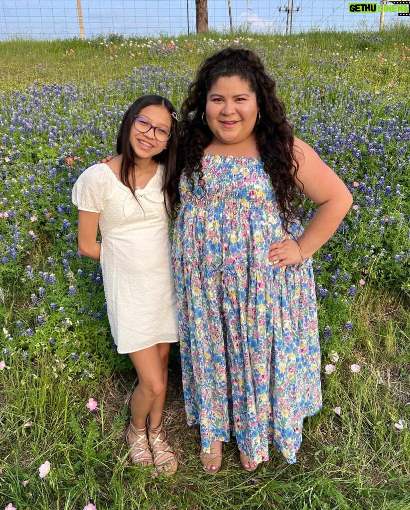 Raini Rodriguez Instagram - Happy 15th birthday to my beauty queen 😍 the sky is the limit for you and I can’t wait to see you soar✨I love you so so much💚