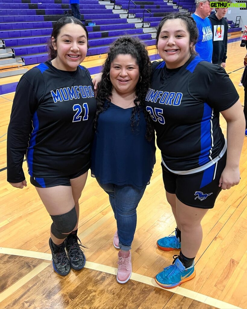 Raini Rodriguez Instagram - Happy 16th my beautiful twins💕🥹 Never stop dreaming, never stop believing✨I love you!! #RodriguezStrong