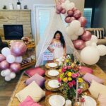 Raini Rodriguez Instagram - Surprised my nieces and nephews with the most magical living room quarantine picnic✨✨ Thank you @fancypicnics for making this happen! 💕 • • • 🎈: @poshpopballoons 🌺: @bloom_and_box
