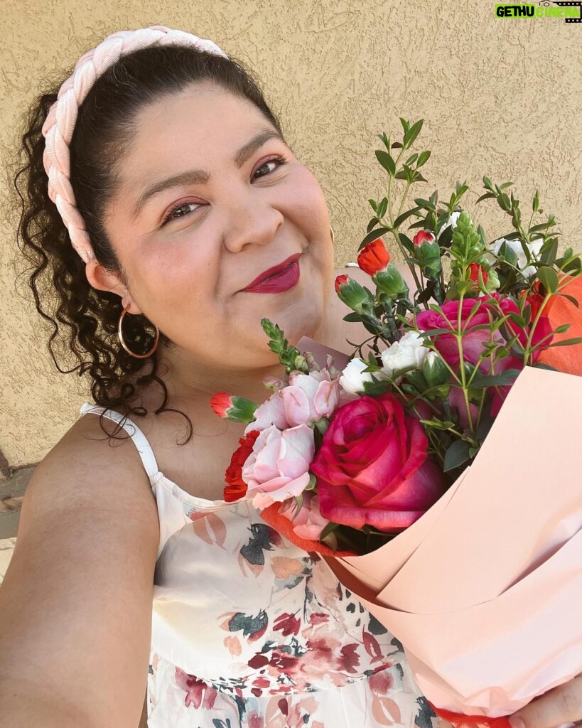 Raini Rodriguez Instagram - Happy Valentine’s Day 🫶🏽💕