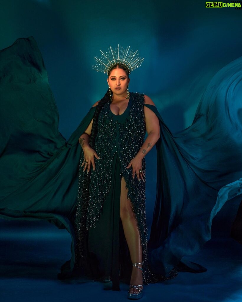 Raja Kumari Instagram - Here’s to 2023. The Year of Crowns, Capes and Couture ✨ Styled by @tryagaintoobad @styled_by_meera ❤️