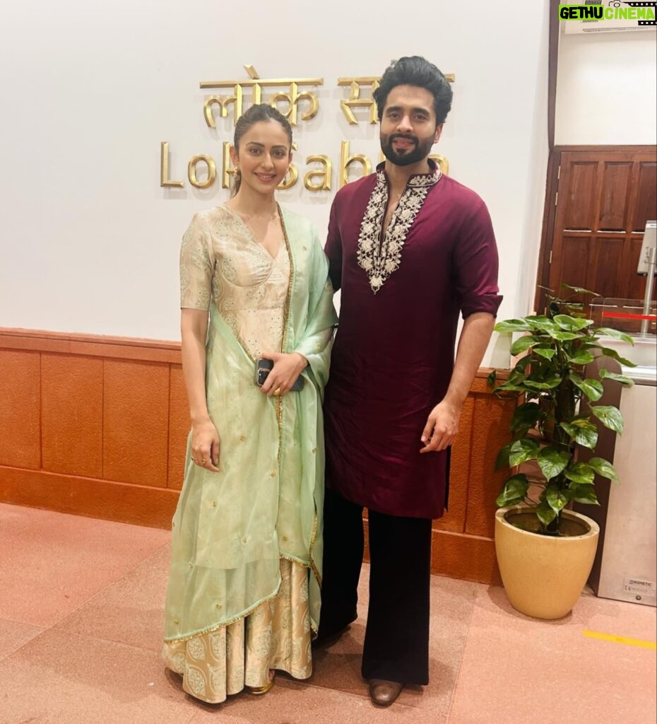 Rakul Preet Singh Instagram - An unforgettable moment at the new Parliament of India in Delhi, witnessing the spirit of democracy in action. Satyameva Jayate! Jai Hind! 🇮🇳