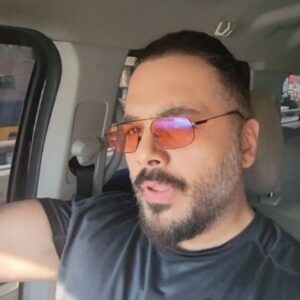 Ramy Ayash Instagram - اذا اشتقتوا لحدا حطّوا قلب ♥️