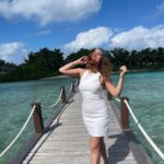 Rana Raeis Instagram - ☁️🍀🦋🐚🏝️🧚🏻