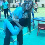 Raquel Bigorra Instagram - Que bello día para compartirlo juntas. Te amo tanto mi @rafaellagavira No hay duda de que eres tú mi regalito sagrado. La que honra a mis ancestros y mucho más. Gracias mi chiquitica por elegirme como tu mamá. ¡ Feliz días de las madres a todas ! Espero sigan festejando 👠 Hoy he estado muy muy consentida y se siente tan bonito. Gracias mi amorcito y Rafi. Vámonos a las stories a ponernos al día 🌺