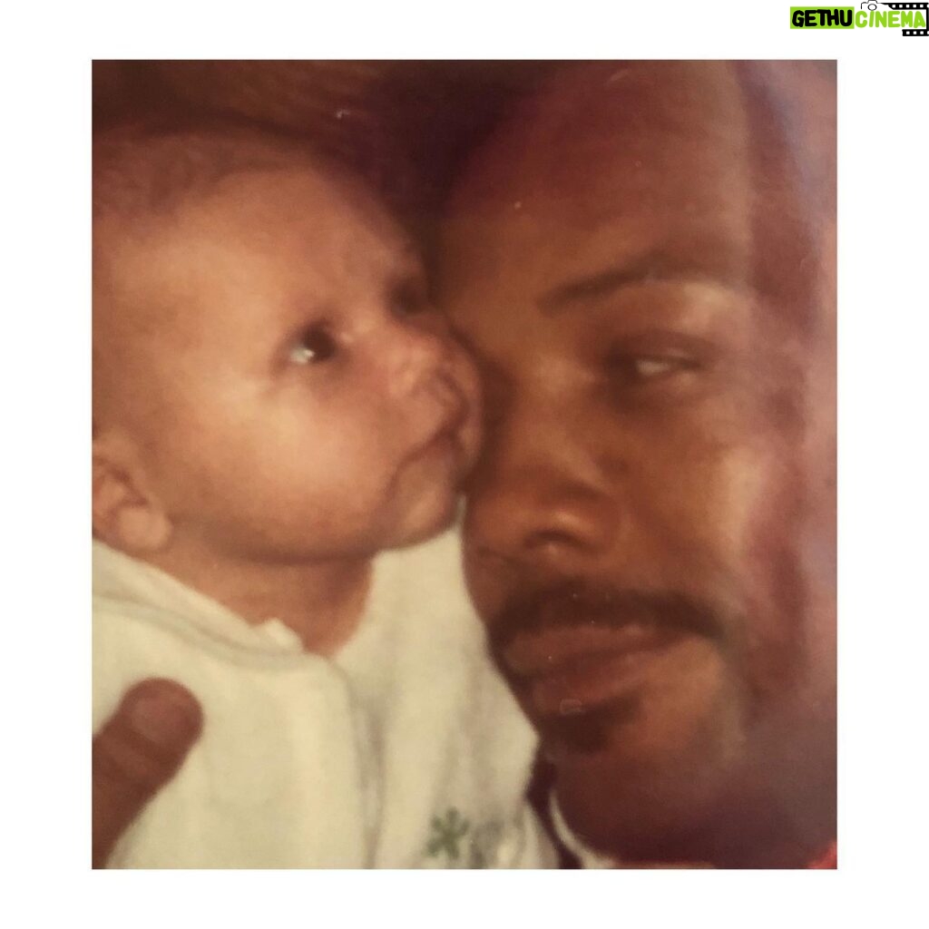 Rashida Jones Instagram - Happy Father's Day to the best. Love u so much @quincydjones ❤️❤️❤️