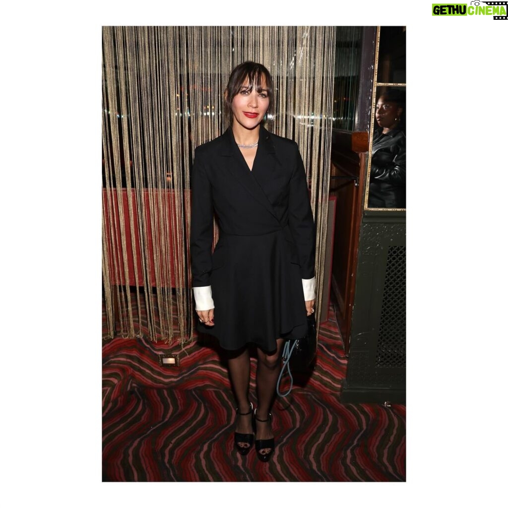 Rashida Jones Instagram - 1. Thanks to @wmag, @iammarkronson, and @gucci for all the fun. 2. Before the rain got me. 3.What’s our band name??