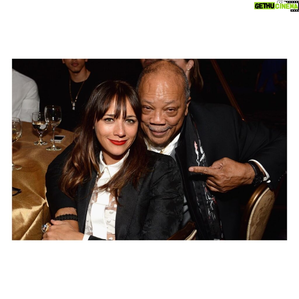 Rashida Jones Instagram - Happy Father's Day to the Dad who is always on point 👉🏽. I LOVE YOU!!