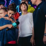 Ravshana Kurkova Instagram - Уух! Шесть невероятно эмоциональных дней отборочных этапов позади, сегодня уже снимаем полуфинал, завтра финал. Сумасшедший накал страстей, фантастически талантливые, сильные духом, лучшие юные атлеты страны вместе со своей командой поддержки в лице родителей, братьев, сестер, тренеров, друзей собрались сейчас здесь, в Минеральных Водах на съемках грандиозного спортивного шоу «Суперниндзя. Дети». Разные судьбы, разные семьи, разные мечты и общая цель - победить! Я желаю всем участникам сил, в том числе и душевных, и надеюсь, что в их жизни будет много побед. Лично для меня они все настоящие герои и молодцы. Спасибо @tv_ctc за возможность быть частью команды и пережить эту бурю эмоций и спасибо @dima_maslen и @vasily.artemyev за вашу поддержку тут, вы крутые, ребят!