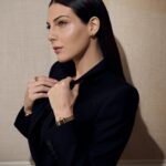 Razane Jammal Instagram - Welcome to me @cartier 🐆 Proud to announce that I’m the newest ambassador for the maison #Cartier #CartierJewelry #cartierpanthere حابة إعلن إنّي انضمّيت لعايلة كارتييه كسفيرة لإلن بالشرق الأوسط وعلى المستوى الدولي. 📸 @mrbertiewatson