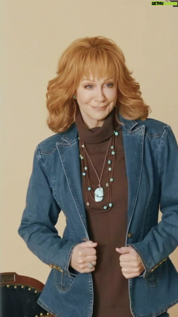 Reba McEntire Instagram - Have you checked out the latest fall collection from Reba at @Dillards? 🍁 Visit the link in bio or your local store to shop today!