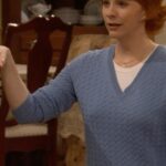 Reba McEntire Instagram - #TBT to one of my favorite #Reba moments. I’m a little jealous that you look good as a blonde AND a redhead @melissapeterman... Stream Reba on @Hulu for more laughs!