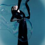 Rebecca Ferguson Instagram - Thank you @jackwaterlotstudio and @numero_netherlands for letting me play with bubbles 🫧 Photo: @jackwaterlotstudio Stylist: @christianstroble Makeup: @tyronmachhausen Hair: @blakeerik Nails: @chrmdbysarah