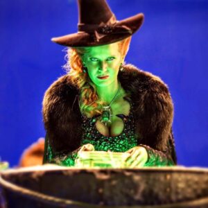 Rebecca Mader Instagram - I hope you enjoyed the #onceuponamusical episode #mypretties #wickedalwayswins #zelena 💚🎼💚🎶 Photo Credit: @vfxsup