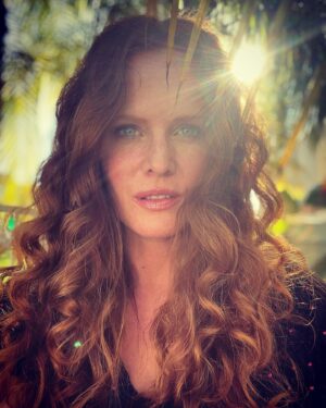 Rebecca Mader Instagram - IS IT OVER YET!?? My heart breaks for those who have lost their lives and the loved ones they have left behind. As LA is now on another lockdown I wanted to remember the people that we have lost rather than just whine about how bloody over it all I am. I know you are too. But at least we are still here to look at Instagram. Stay safe out there. Love you. 💚🥰😷