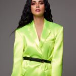 Reem Samy Instagram - Keep calm and love neon colors 🌈 Styled by @musaed.d Full look @maxmara @alyasra Hair & make up @mosh.artist1 Photoghrapher @leo_graphy90