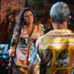 Regina Casé Instagram - Um dos momentos mais emocionantes da minha festa foi quando o Yoyô subiu no palco e, ao som de Fogo e Paixão, fez essa declaração de amor. Te amo, Yoyô! ❤️ *********^^^^******^^^^^^******^^^^^ Amor de uma vida se constrói durante uma vida. Um sentimento recíproco que pulsa dentro do coração e se espalha pelo corpo todo. E tão gigante que consegue ultrapassar todos os desafios e dramas, que são inevitáveis, além das dificuldades do dia-a-dia, coisas pequenas que podem ser, num momento de desespero, a gota d’água. Mas nosso copo é grande e largo, como o lago do amor. E quando está tudo em paz, é a maior maravilha do mundo! Ter uma parceira para encarar esse mundo louco. O colo num dia daqueles... O carinho que vem do nada, sem pedir nada em troca... Uma conversa que põe tudo no lugar... E, porque não, um 5ex0 gostoso! Quem casa quer casa. Quem quer casa, quer criança. Hoje somos uma família com filha, filho, neto, genro e amigos. Parabéns Yaya! 📸: @leandrojorasfoto