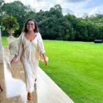 Regina Casé Instagram - Caminhando firme dos 69 para os 70! Dia 25 de fevereiro tá aí, hein gente! Quero beijo, abraço, parabéns, presentes… 😂❤️ #ReginaCase