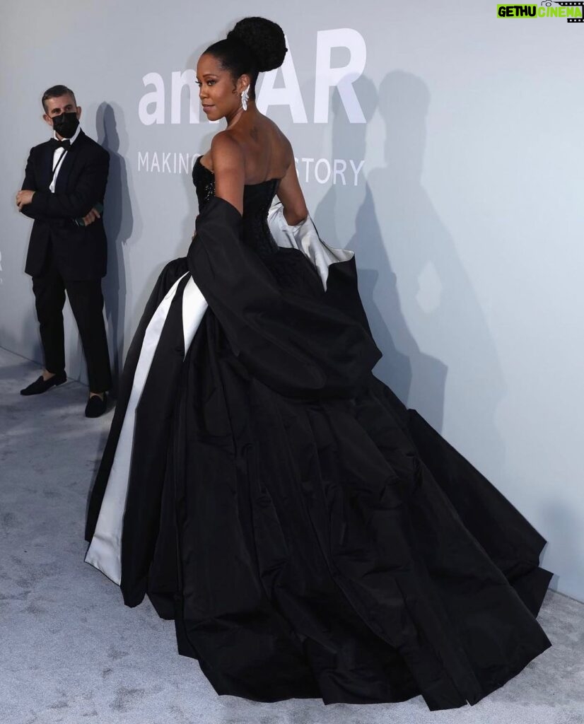 Regina King Instagram - #amfarcannes Thank you Amfar for continuing your work to make HIV/AIDS history. Got me feeling 6 feet tall and honored to be a part of an important night. #Schiaparelli