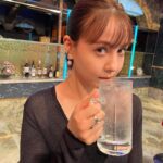 Reina Triendl Instagram - みなさん大雨大丈夫ですか🌧️？ 今夜放送の 「人志松本の酒のツマミになる話」 に出演させていただきます🍻 お時間ありましたら ぜひ☺️。