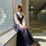 Reina Triendl Instagram - 鳥取県から梨が届きました🍐 二十世紀梨はシャッキっとしていて、瑞々しくて、大好き！皮ごと丸かじりもおいしいんですよ♡ もう10年毎年送ってくださっていて、 本当にありがたいです☺️ 湯梨浜町、また行きたいなぁ。 2枚目以降は、ひるおびのお衣装🍂 秋っぽい♡ まだまだ暑いけど、 今日から9月ですもんね。