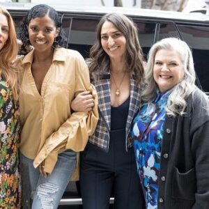 Renée Elise Goldsberry Instagram - Found out I was nominated for @CriticsChoice while I was in a car with my girls! It was better than a trophy. #CarpoolKaraoke
Best road trip ever! 

Watch my girls from #Girls5Eva on #CarpoolKaraoke streaming now on @AppleTV !

Hair @takishahair 
Makeup @billieegene 
Stylist @sarahslutsky 

——— 
@sarabareilles @pellpix @busyphilipps
