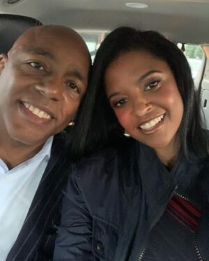 Renée Elise Goldsberry Instagram - @leslieodomjr you blow us all away! Everyone and everything in @purliebway is JOYFULLY and WONDERFULLY lighting the world! A must see! At least once! 
#PurlieVictorious 
#OpeningNight
#datenightwithhubby 
💄 @christrotmanmakeup