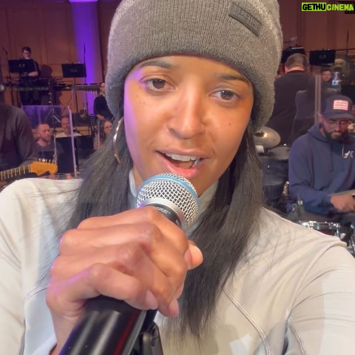 Renée Elise Goldsberry Instagram - Caught the Spirit in rehearsal with my band, preparing for our show with the Piedmont Wind Symphony this weekend! Our outro to #BridgeOverTroubledWater calms and empowers me always. My mind and all trouble within does ease… when I call on The Lord. I get a jolt of joy and peace every time I play with this family around the country! I love them so! Come see us some time! @jordanpetersmusic @addisonfrei @zachmullings @jeffhanleyphotography @krisnicmil @adeedeedee @ms.tashamichelle @robertolarab Thx for an amazing weekend @piedmontwindstagram ! @wfuniversity #waitchapel