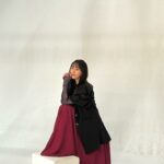 Rena Matsui Instagram - AERA発売中です。 『私だけの水槽』や私の好きな本、おすすめの本についてお話しさせていただきました。 最近は本を読んで勉強するのがマイブームです、
