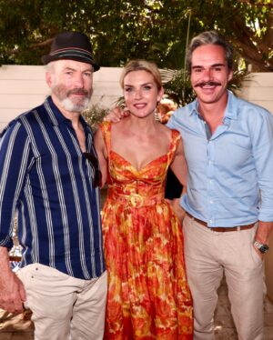 Rhea Seehorn Instagram - Thank you @amc_tv for the beautiful pre- #emmy celebration at @ysabelwesthollywood !!!
We ate, we drank, we gave sweaty hugs, & we celebrated with immense gratitude. 
xxoo
#bettercallsaul