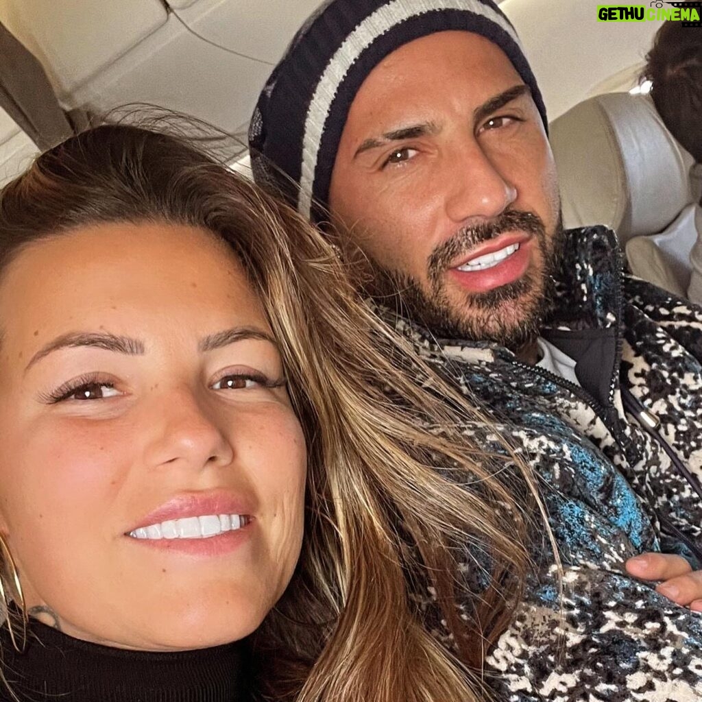 Ricardo Quaresma Instagram - Feliz dia das mães a estas duas guerreiras que Deus me deu ❤️❤️❤️🥰🥰🥰🙌🙌🙌