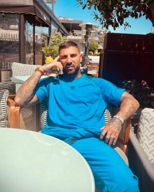 Ricardo Quaresma Instagram - Waiting for the Beşiktaş game 🔥
Today I’ll be at the stadium supporting the team 🦅 Go @besiktas 🙌