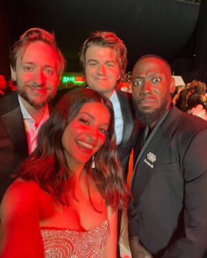 Richa Shukla Moorjani Instagram - Because I like to keep it real- my first time attending a major awards ceremony and carpet was both humbling and eye opening. I’m beyond grateful to have been there, especially with my extraordinary cast mates and the brilliant minds behind @fargo who truly deserve every accolade - yet all I could think about was the fact that I barely saw a single person in that room who looked like me, and I felt utterly isolated. It was a big reminder (in case I needed another one) that there’s still so much work to do to amplify our presence in these spaces, and we’ve just barely scratched the surface for South Asian representation. It’s a collective effort, and I’m indebted to those who have paved the way and who continue to fight for our beautiful and supremely talented brown sisters and brothers to be seen and rightfully celebrated. 

@itsamandalim 
@thegabriellealvarez 
@kattthompson 
👗 : @simkhai 
👠 (vegan) : @aeranewyork 
👛 : @mae_cassidy 
💎 : @mindimondny @dena_kemp 

Photo Credit: Getty Images for Critics Choice Association

#criticschoiceawards #thecw @criticschoice