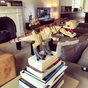 Richard Madden Instagram - Lego T-Rex finished with Grand Prix on. Happy Sunday. 🏎💨🦖