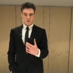 Richard Madden Instagram – If David Budd did selfies collection…
#Bodyguard
@bbcone 
Finale this Sunday 9pm!!