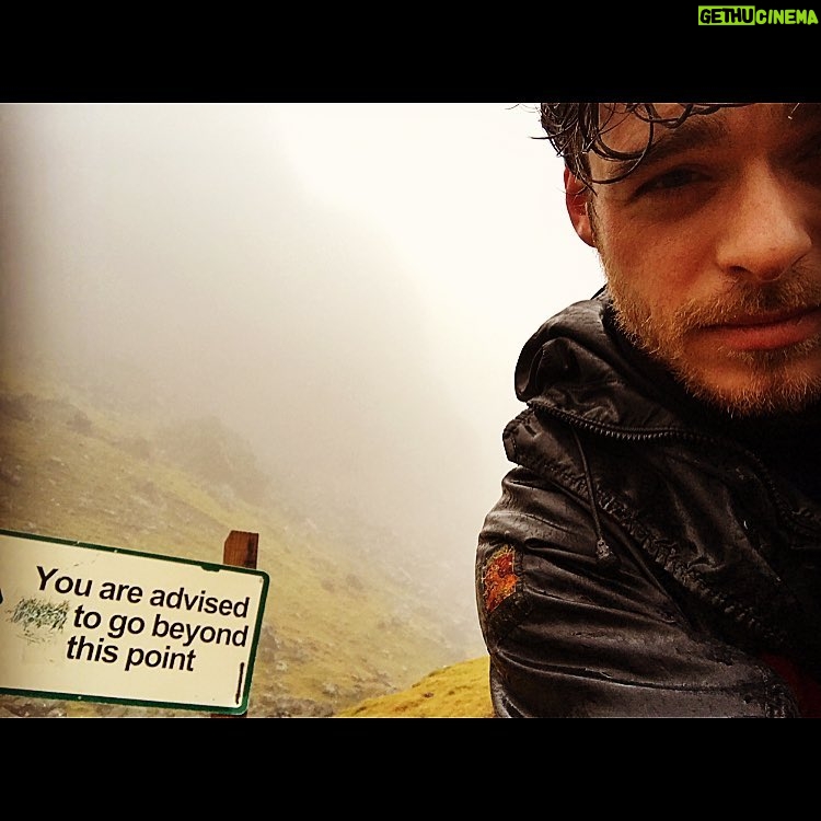 Richard Madden Instagram - Advice from The Old Man of Storr... #IsleOfSkye