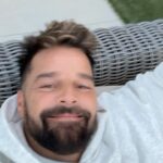 Ricky Martin Instagram - Hola 🫶 ¡Feliz viernes familia!