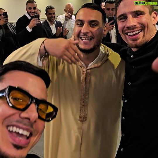 Rico Verhoeven Instagram - My little brother @oussamalaarajalhor is officially married, so that means a "MOROCCAN PARTY" !! Proud of you bro ❤️ , I hat to tap because these guys dance like there's no tomorrow 🥵🤣