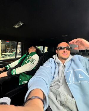 Rico Verhoeven Instagram - NYC was 🔥
it's such a blessing to be able to travel for work and have fun at the same time......on the outside I look better than I feel on the inside, still super tired from the @glorykickboxing Grand Prix so thats why every chance I got I was sleeping 🤣 
Excited for whats next 🤯🔥💪🏻

Keep you posted