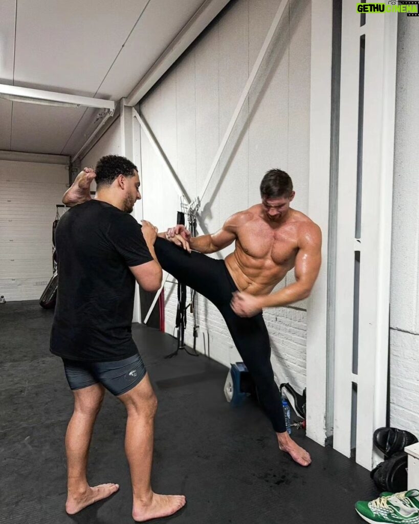 Rico Verhoeven Instagram - Stretching the limits