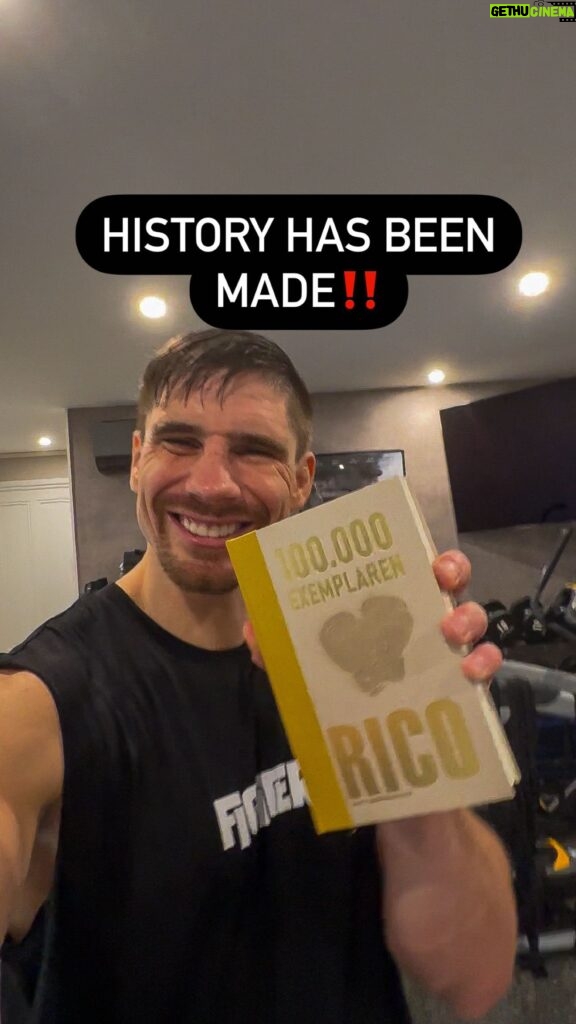 Rico Verhoeven Instagram - ‼️WOW‼️ We made history by being the best selling sports biography EVER in The Netherlands 😱🤯 with over a 100.000 copies……OMG I couldn’t be more thankful and I hope I’ve inspired so many of y’all. Also a big thanks to the writer @leon.verdonschot for writing the story in such an amazing way and the publisher @overamstel_uitgevers for convincing me to do it. 🙏🏻💪🏻 Blessed ❤️