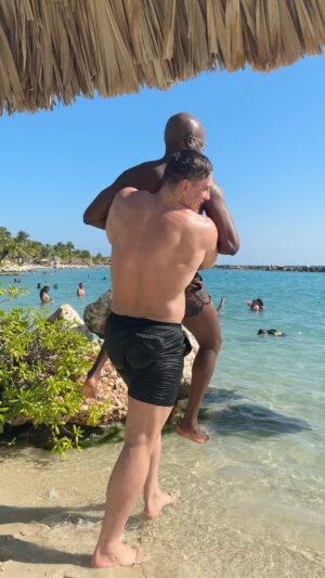 Rico Verhoeven Instagram - Vacations vibes 🤣