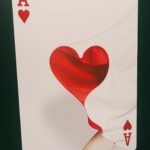 Riho Yoshioka Instagram - ユニさんの個展♡♠︎♢♧ 繊細でトキメキが詰まっていて、職人の技が光っていて 綺麗だった… 山盛りのパスタで作ったダイヤの♦️エース食べたい。 見てる時の友達もキランキランしてて可愛かった。 @yuni_yoshida @miki_yokota1227