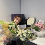 Rika Izumi Instagram - メッセージやコメント お花やプレゼントをくださった皆様、 本当にありがとうございました💐💝 #birthday