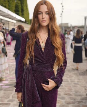 Riley Keough Instagram - @chanelofficial haute couture 🇫🇷
